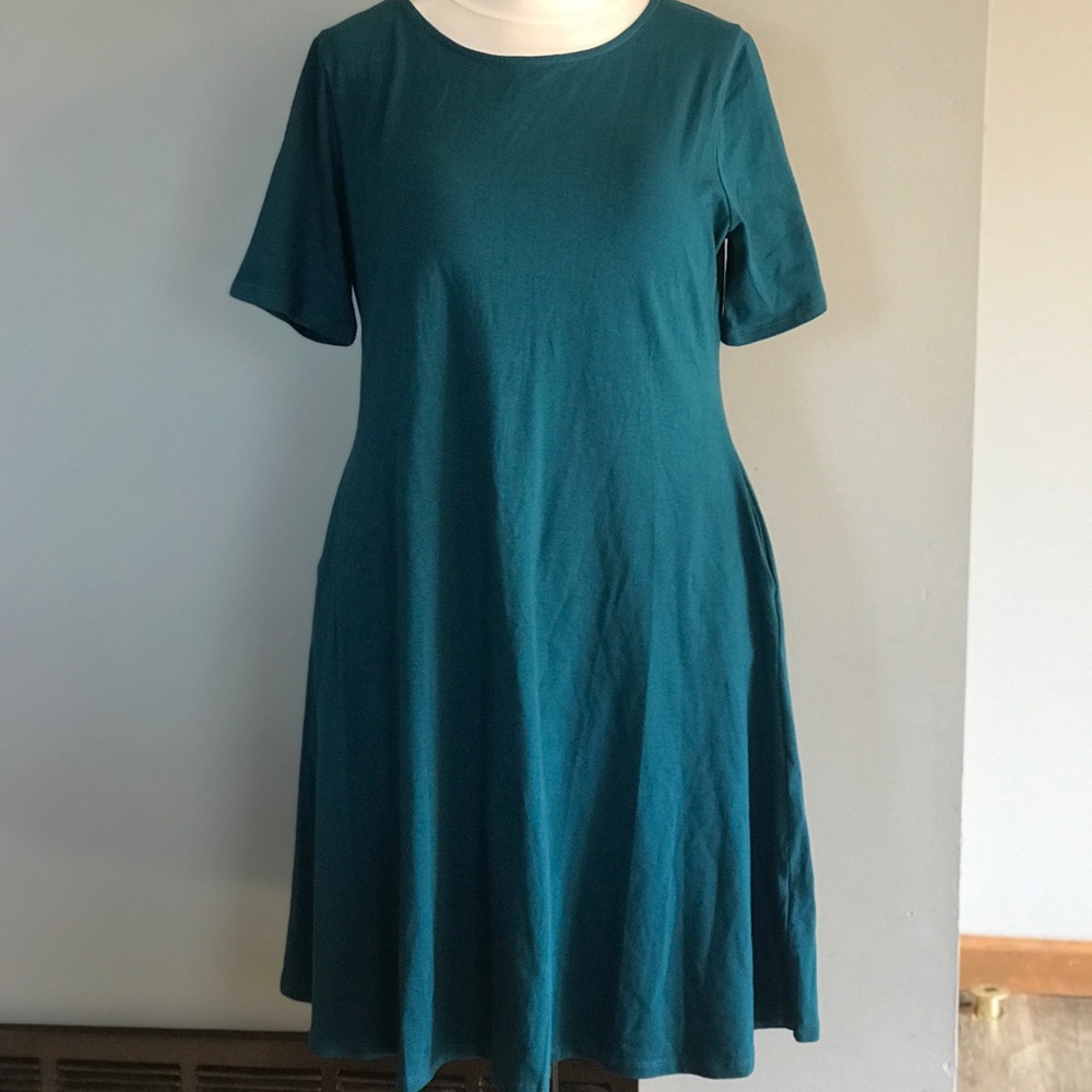 Zenana Premium Side Pocket Shift Dress